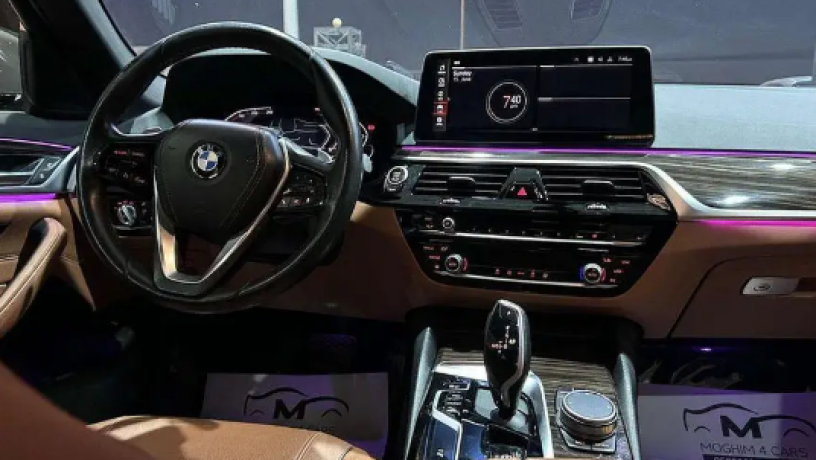 by-am-dblyo-520-2022-bmw-520-2022-big-3