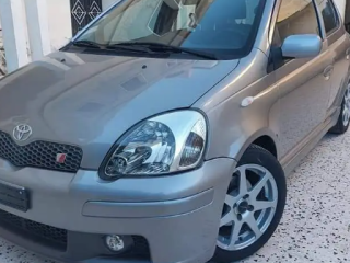 تويوتا ياريس 2005العرض لمدة محددة