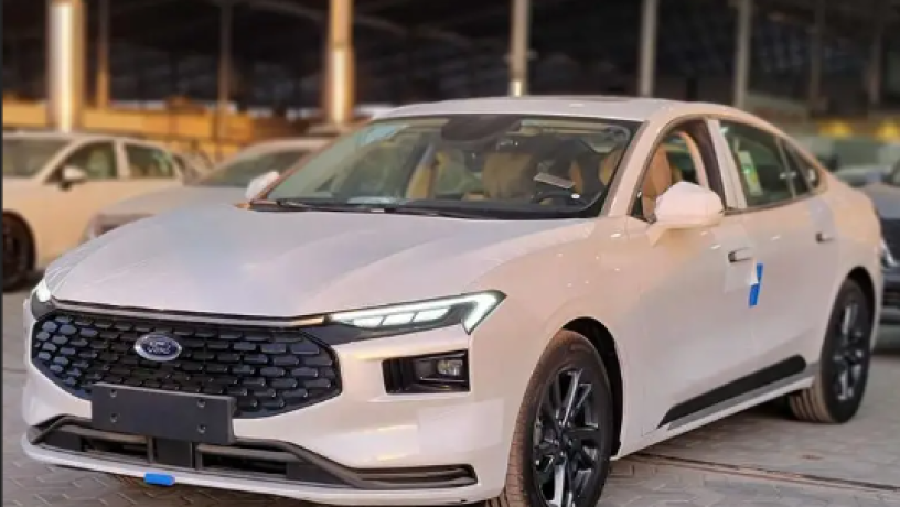 ford-tors-2025-ambyanty-ford-taurus-2025-ambiente-big-1