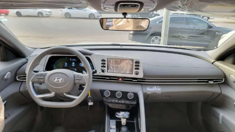 hyonday-alntra-smart-20-2025-hyundai-elantra-2025-big-2