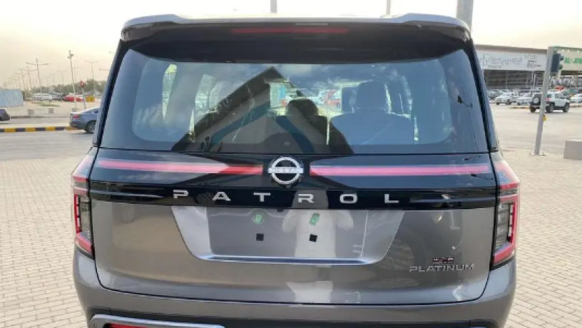 nysan-batrol-blatynyom-2025-nissan-patrol-platinum-2025-big-1