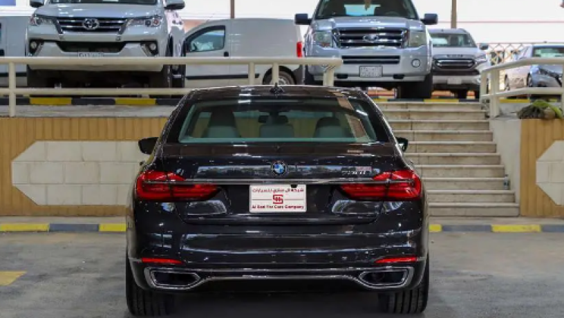by-am-dblyo-730-modyl-2016-bmw-730-2016-big-2
