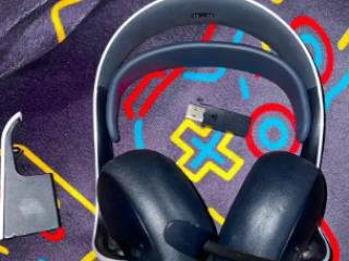 سماعة Pulse Elite أصلية للبلايستيشن 5 - نظيفة جدا