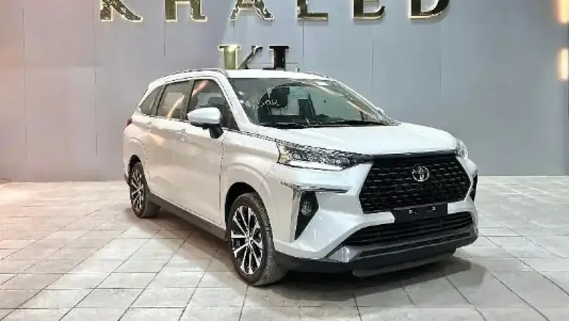 toyota-fyloz-modyl-2024-big-0