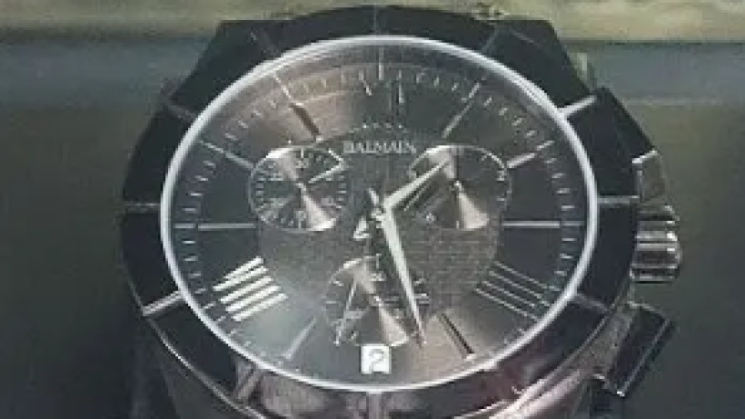 saaa-balmain-soysry-alsnaa-kabl-llgmaa-mkaom-llmaaa-mn-zgag-alyakot-big-1