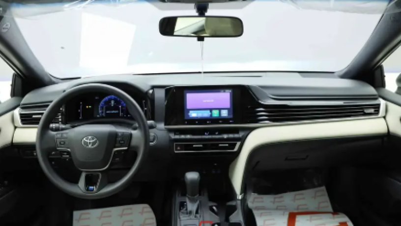 toyota-kamry-tys-bnzyn-brymy-2025-big-2