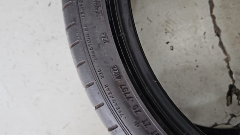 kfrat-okal-bmw730-2022-bryly-rn-flat-big-2