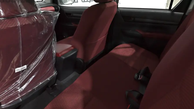 toyota-hayloks-dlx-modyl-2024-big-2