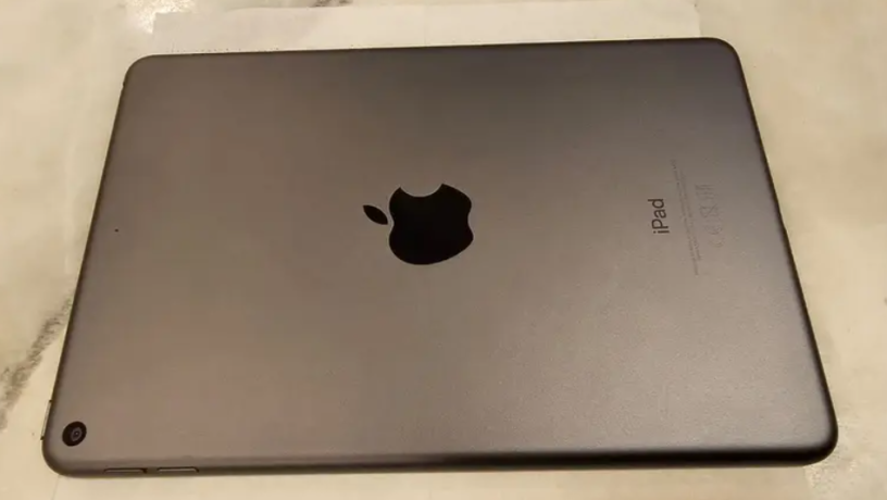 asdar-apple-ipad-mini-algyl-alkhams-64-gygabayt-oay-fay-big-1