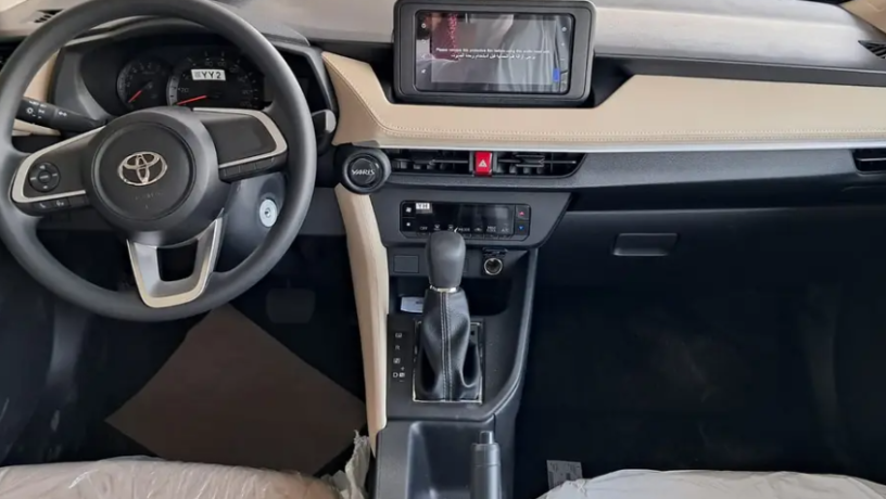 toyota-yarys-2024-big-2