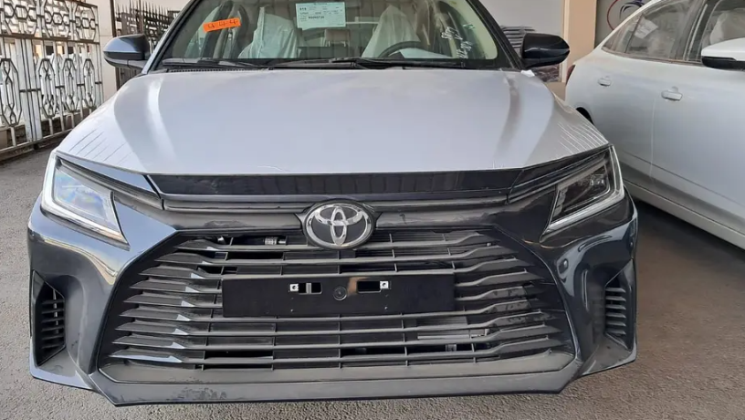 toyota-yarys-2024-big-1