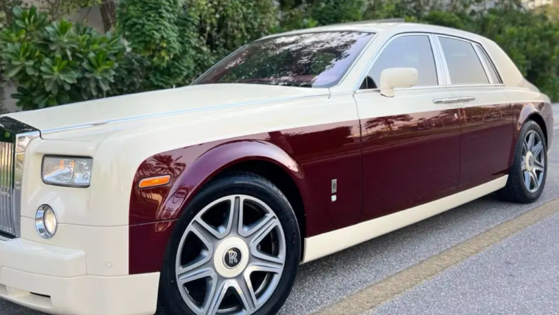 rolz-roys-fantom-2008-mkhzn-mmsh-klyl-km-alnthaf-okal-big-0