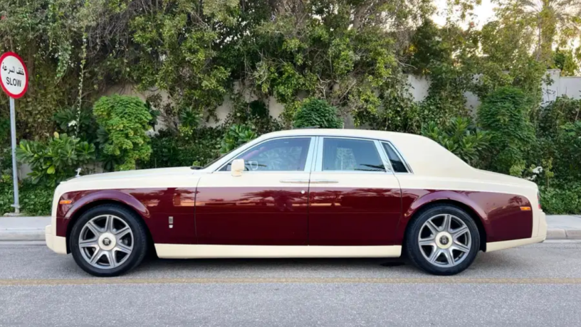 rolz-roys-fantom-2008-mkhzn-mmsh-klyl-km-alnthaf-okal-big-5