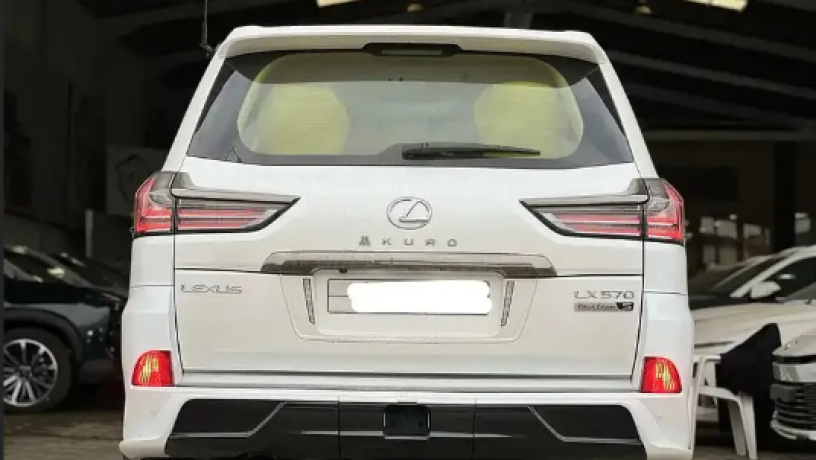 lkzs-lx-570-blak-dyshn-modyl-2019-big-2