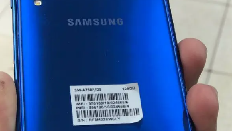 samsong-a7-4128-big-2
