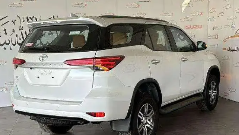 toyota-fortshnr-gx2-dbl-modyl-2025-big-1