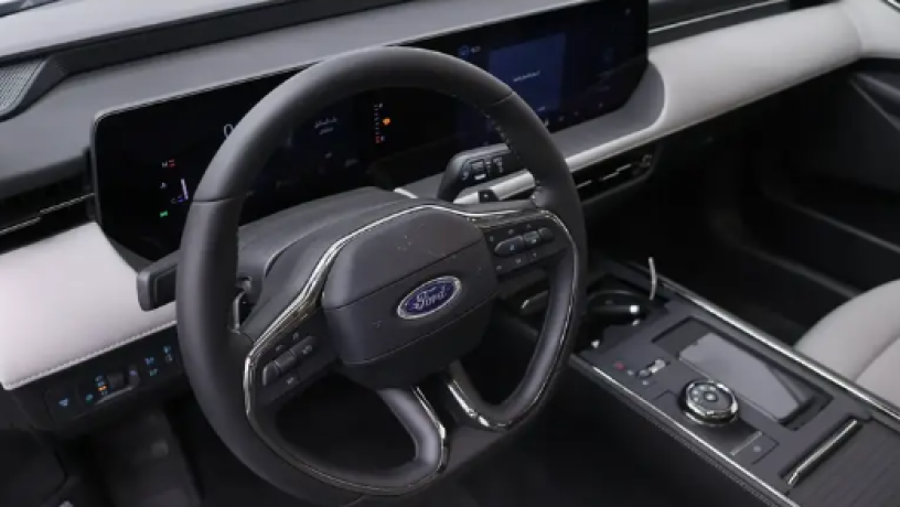 ford-toros-ambyanty-2025-big-2