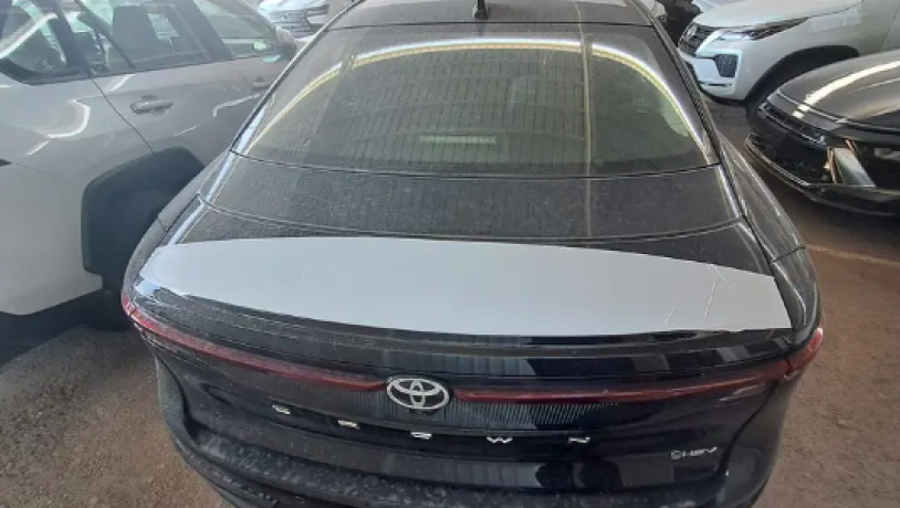 toyota-kraon-modyl-2025-big-1