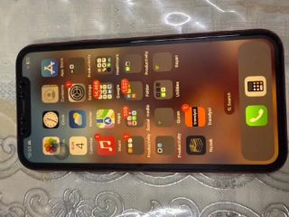 ايفون 11