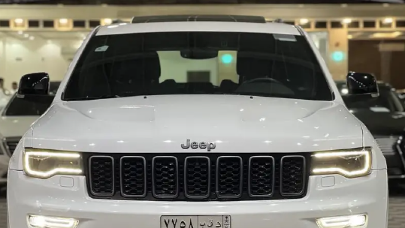 gyb-grand-shyroky-2019-fl-kaml-2019-jeep-grand-cherokee-s-big-0