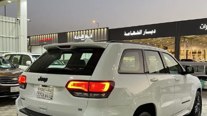 gyb-grand-shyroky-2019-fl-kaml-2019-jeep-grand-cherokee-s-big-2