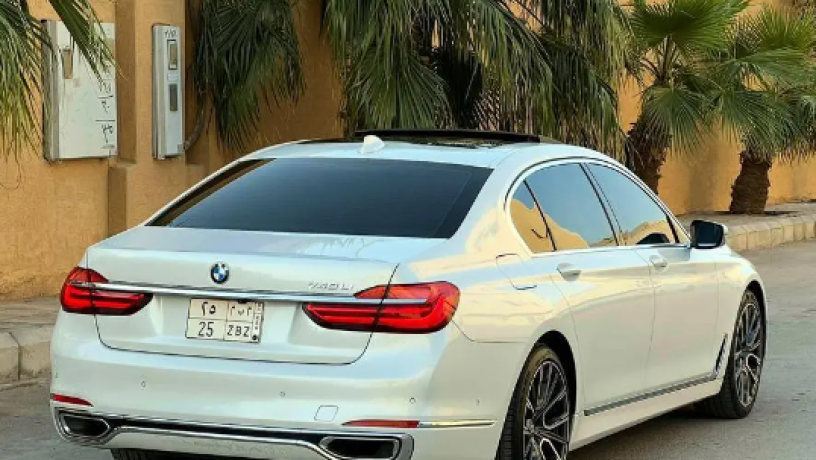 by-am-dblyo-740li-2016-bmw-740li-2016-big-0