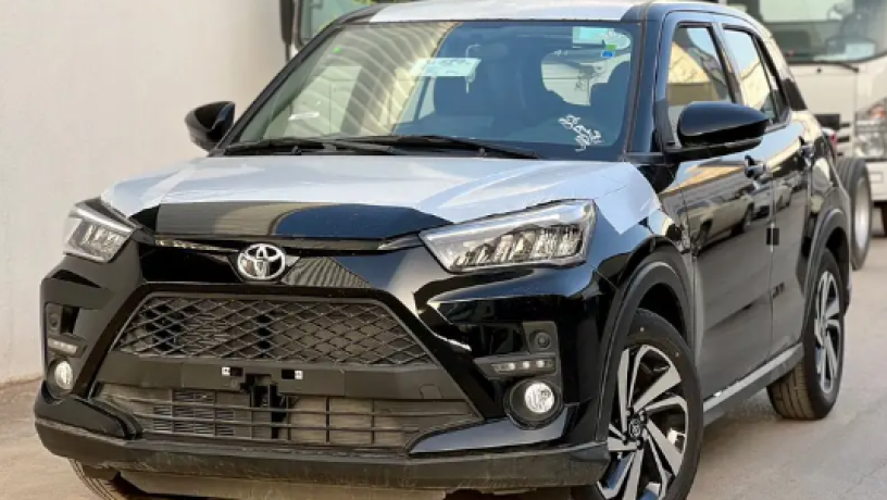 toyota-rayz-2024-lymtd-big-0