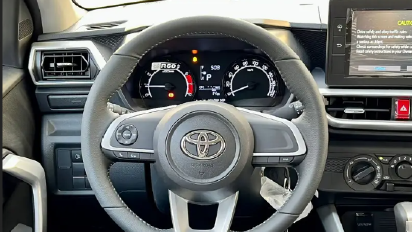 toyota-rayz-2024-lymtd-big-4