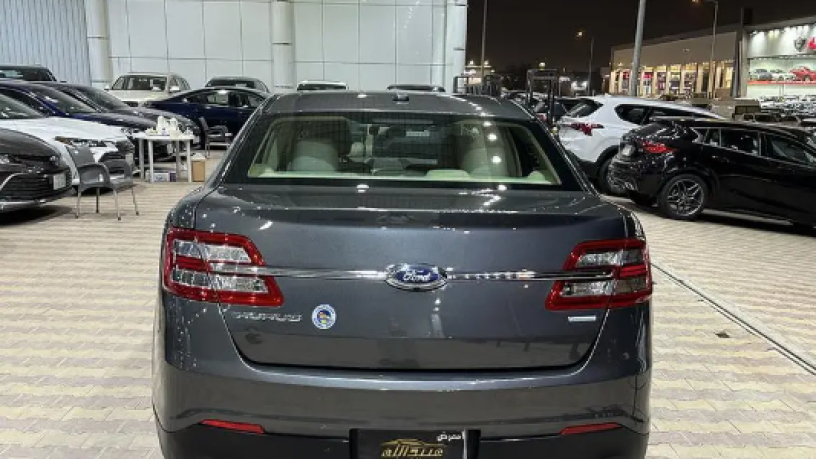 ford-tors-2017-astandr-ford-taurus-2017-standard-big-2