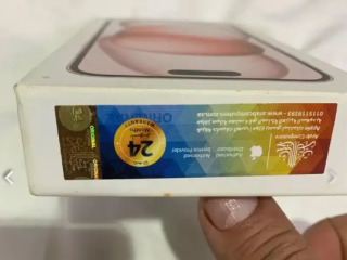 ايفون ١٥بلس استعمال خفيف بطاريه ١٠٠معه كل اغراضه