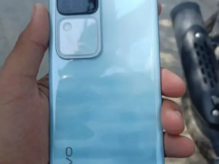فيفو V30 برو النسخة العالمية