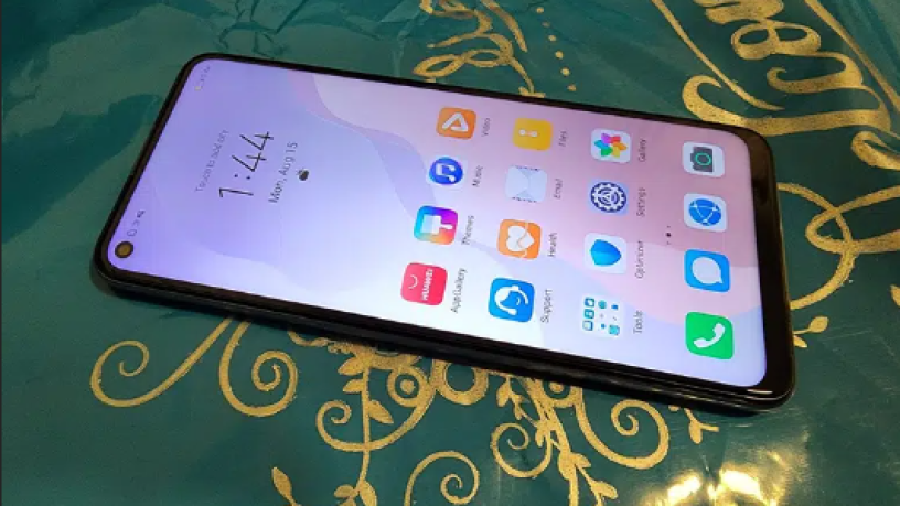 hoaoy-nofa-7-se-5g-big-0