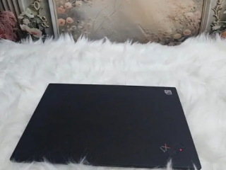 لابتوب لينوفو x1 carbon i7 10th حالة المنتج ممتازة