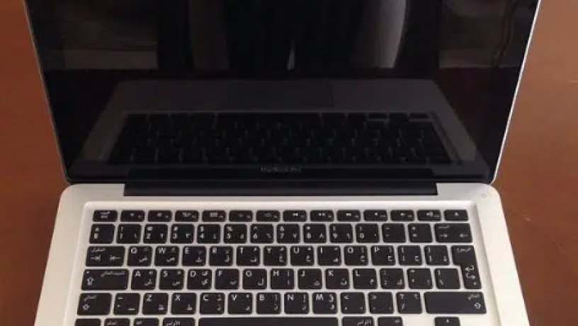 aard-ras-alsn-khsm-kbyr-lmstkhdmy-apple-mac-book-pro-i7-pro-big-0