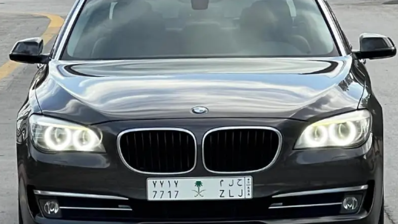 by-am-dblyo-730-bzns-2014-bmw-730-business-2014-big-0