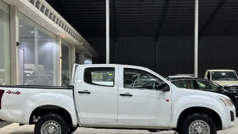 aysozo-2019-dbl-dyzl-isuzu-2019-diesel-double-cab-big-1