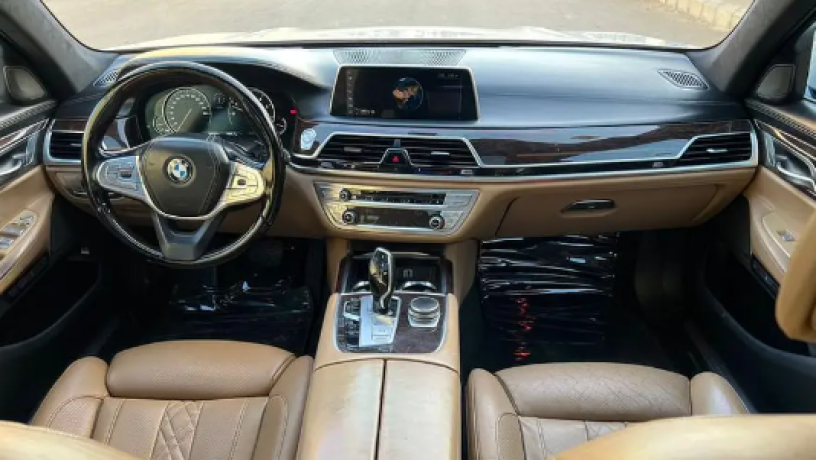 by-am-dblyo-740li-2016-bmw-740li-2016-big-2