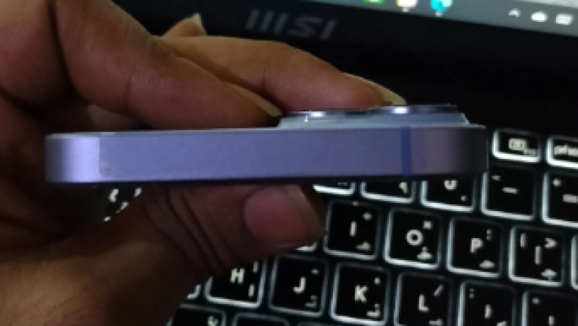 iphone-14-with-box-and-cable-big-5