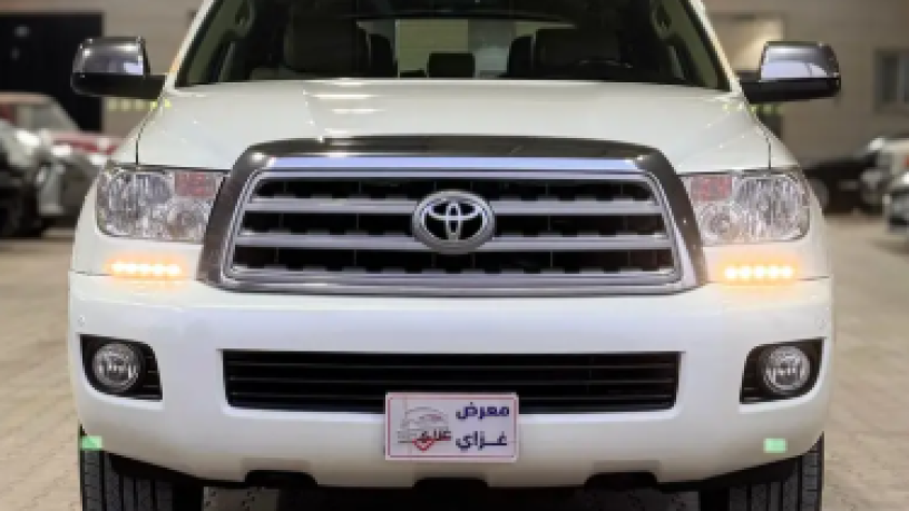 toyota-sykoya-2013-lymtd-limited-aaal-fy-big-0