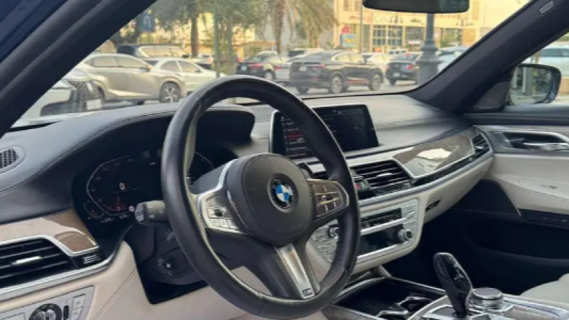 by-am-dblyo-730li-2020-bmw-730li-2020-big-3