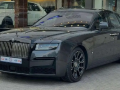 rolz-roys-kost-2022-rolls-royce-ghost-2022-small-1