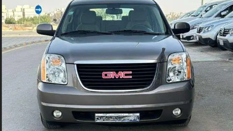 gms-yokn-2013-dbl-gmc-yukon-2013-4wd-big-0